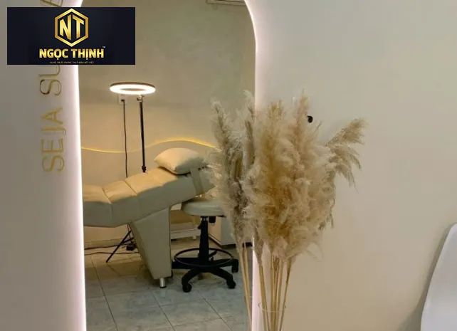 GƯƠNG TREO TƯỜNG TRANG TRÍ SPA / NAILS - GTT03